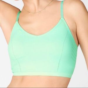 Sync Seamless Midi Bra (Mint)